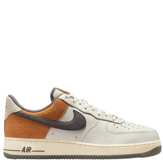 Nike Air Force 1 ‘07 LV8’