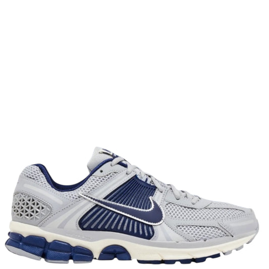 Nike Air Zoom Vomero 5 ‘Yankees’